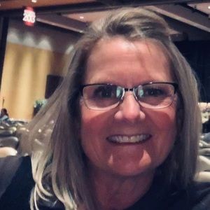 Meet your Posher, Renee